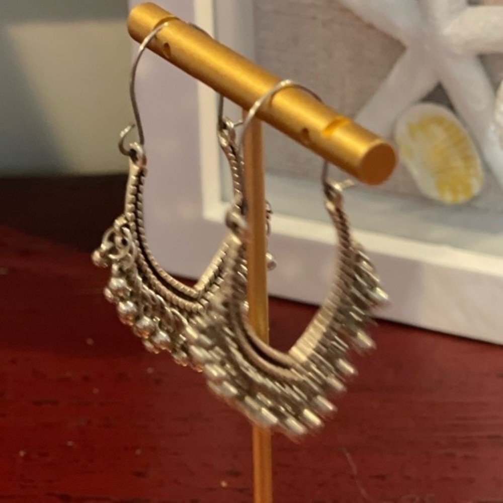 VTG Silver Tone Beaded Dangle Earrings         # 227 - Picture 2 of 4